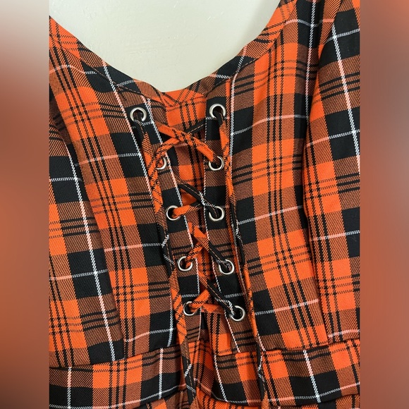 New Black & Orange Plaid Pleated Lace-Up Dress size small - Picture 3 of 5
